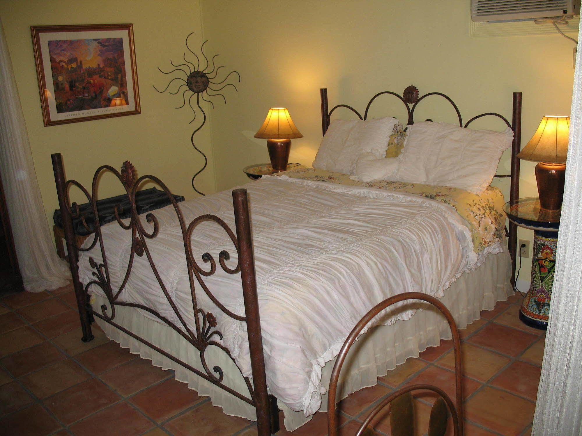 לייקוויי Casa Del Sol Bed And Breakfast מראה חיצוני תמונה