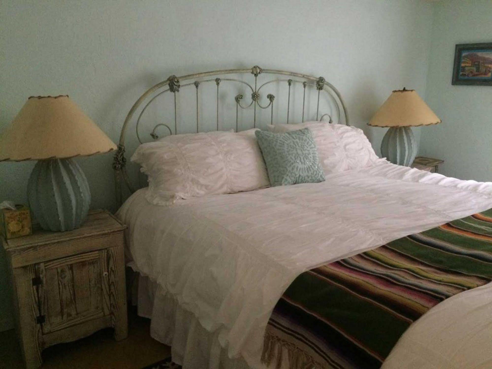 לייקוויי Casa Del Sol Bed And Breakfast מראה חיצוני תמונה