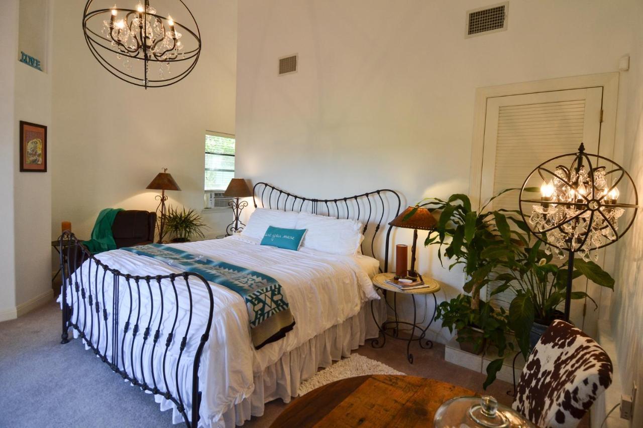 לייקוויי Casa Del Sol Bed And Breakfast מראה חיצוני תמונה