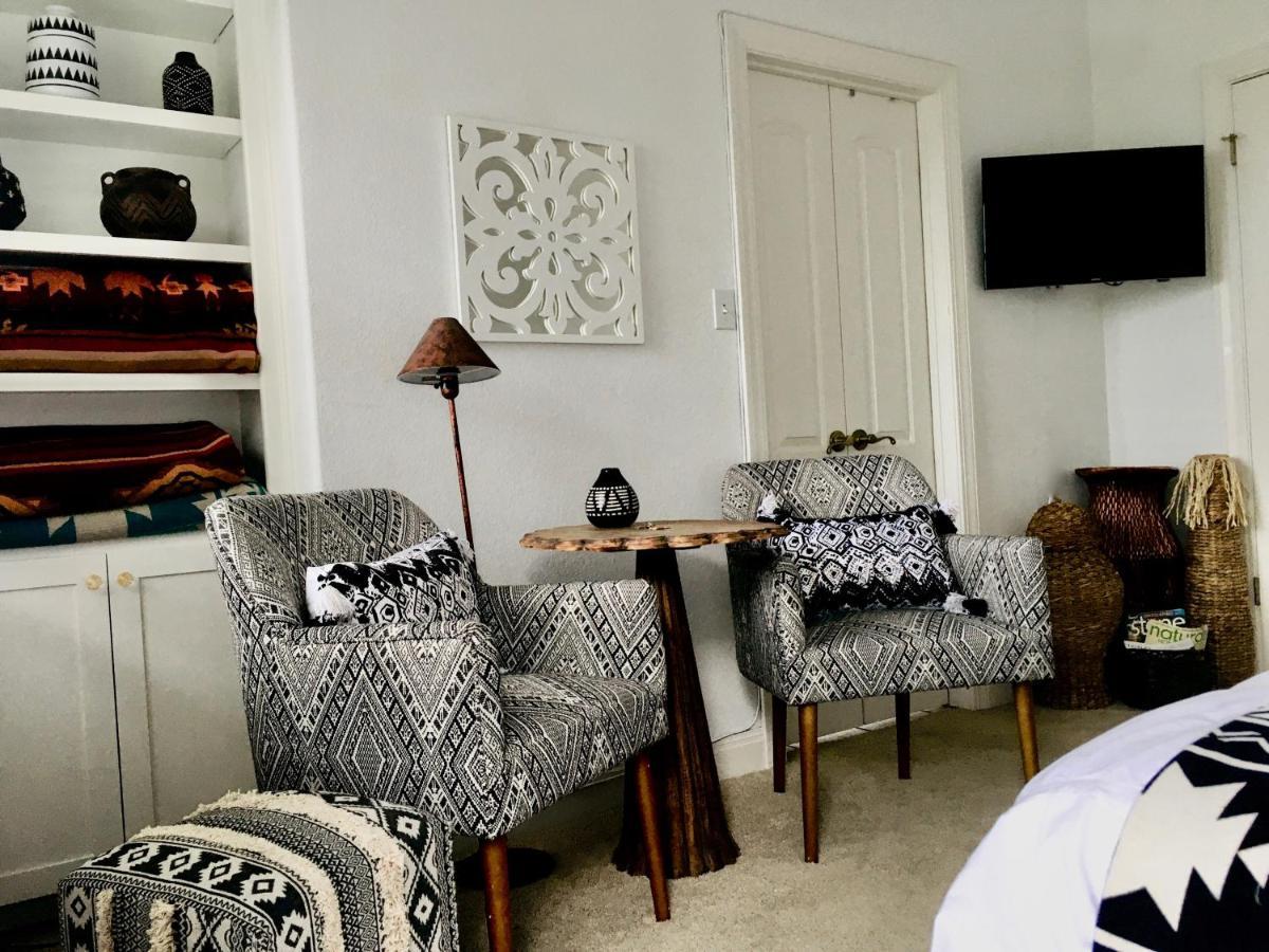 לייקוויי Casa Del Sol Bed And Breakfast מראה חיצוני תמונה